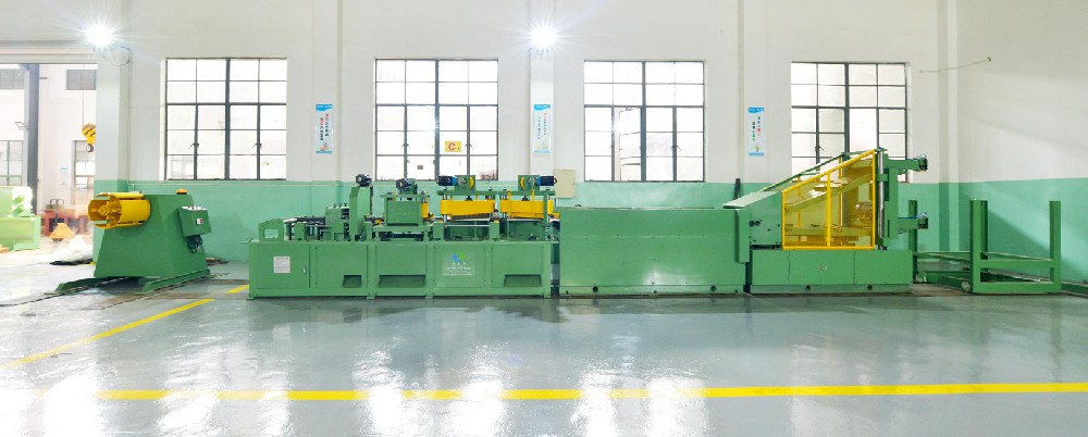 HJX-LL-400兩剪兩沖全自動(dòng)數(shù)控橫剪線